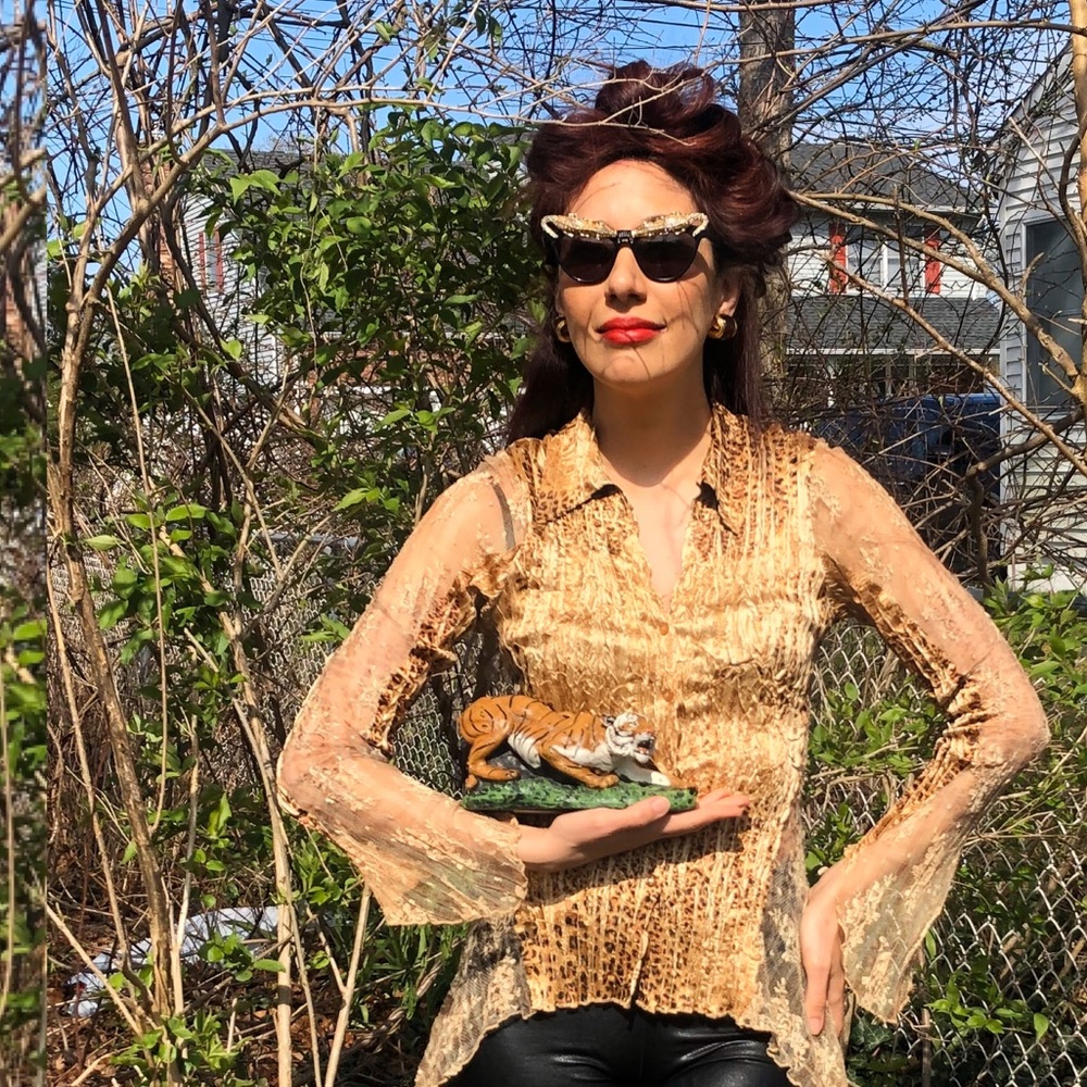 Vintage Shirt Blouse Caché Leopard Tiger Lace